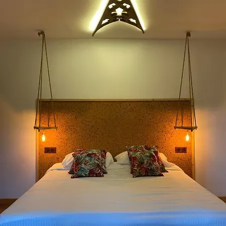 Homestay Le Chatel En Beaujolais Valsonne