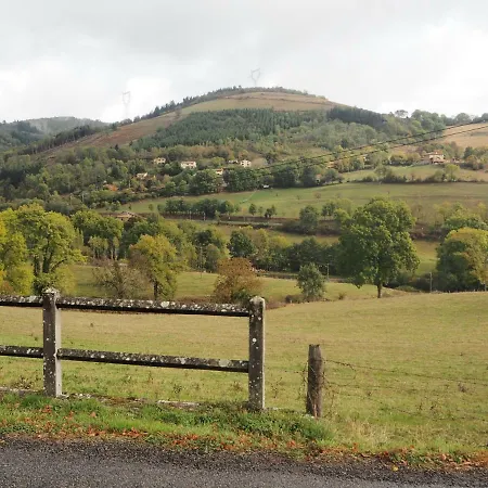 Le Chatel En Beaujolais Homestay
