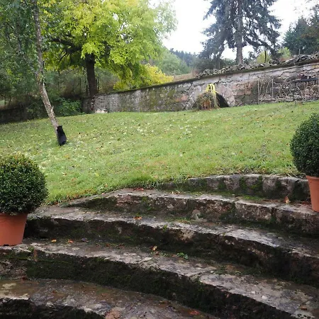 Homestay Le Chatel En Beaujolais Valsonne