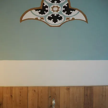 Le Chatel En Beaujolais Homestay *